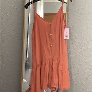 orange dress